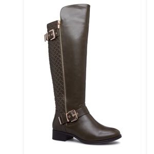 CERSEI QUILTED FLAT BOOT